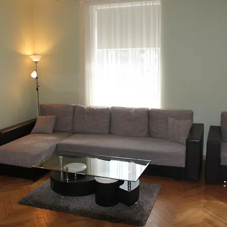 Apartment Old
